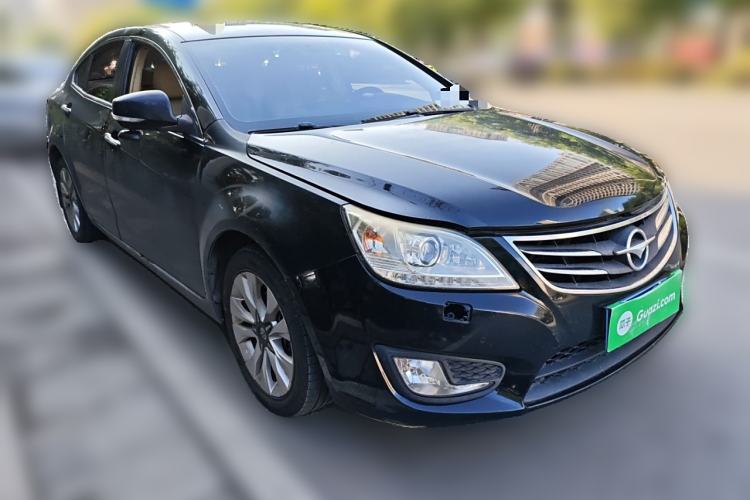 Used Haima M8 2014 2.0L Automatic Luxury Version
