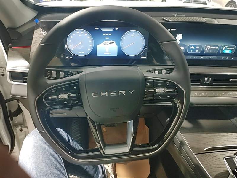 Used Chery Tiggo 8 PRO 2025 290T Two-Wheel-Drive Luxury Edition — 10