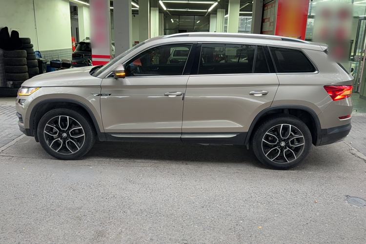 Used Skoda Kodiaq 2020 TSI330 7-Seater Two-Wheel-Drive Luxury Enjoyment Edition