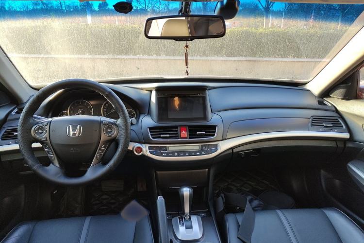 Used Honda Crosstour 2014 2.4L Luxury Edition
