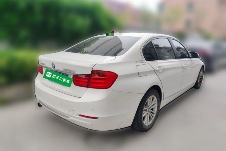 Used BMW 3 Series 2014 320Li Fashion Model Rear Right 45 Deg