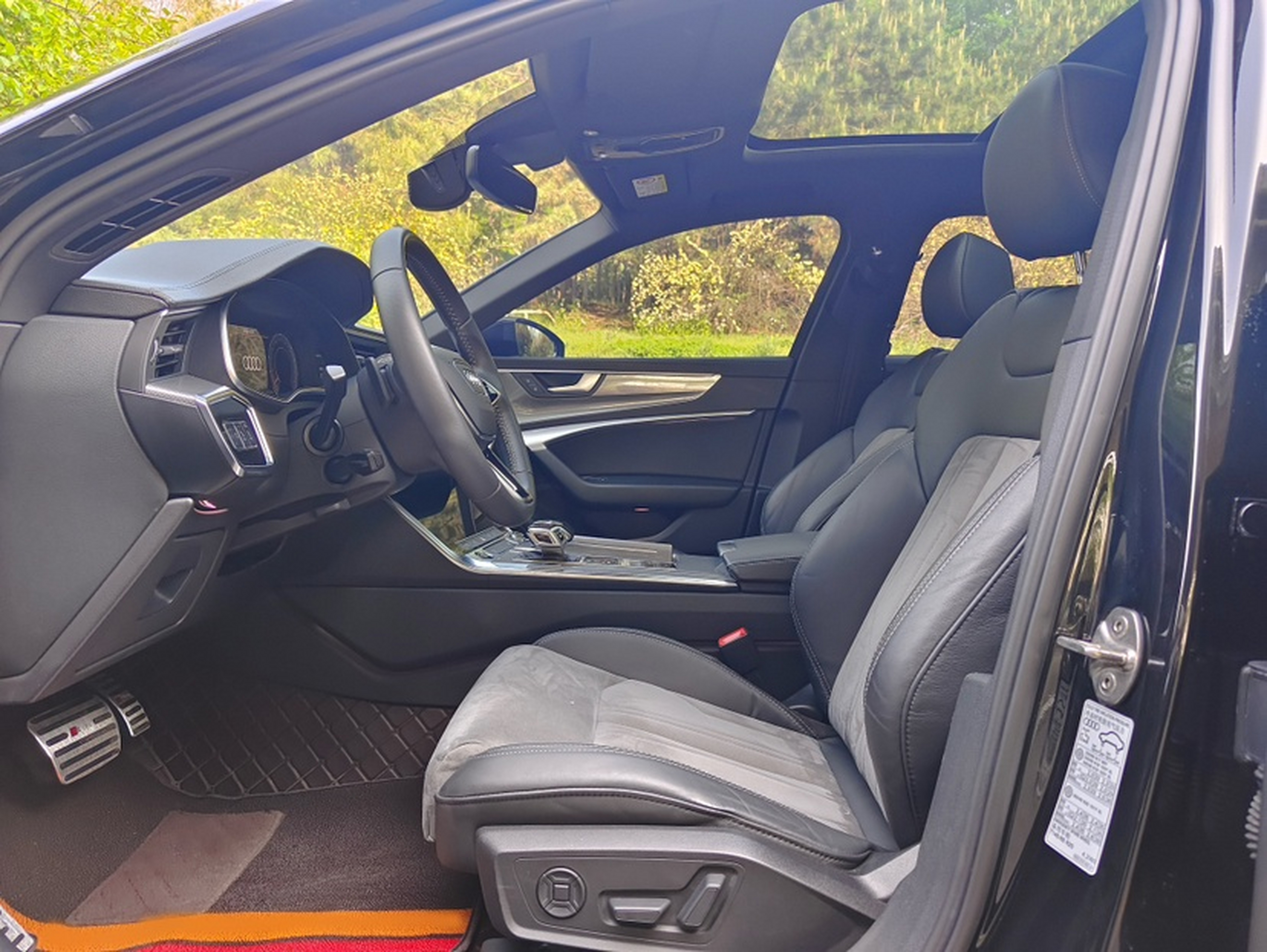 Interior delantero