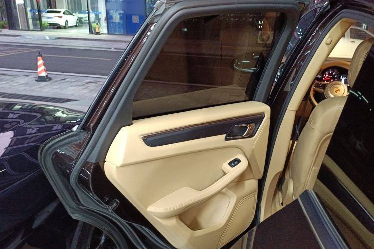 Used Porsche Macan 2014 Macan 2.0T