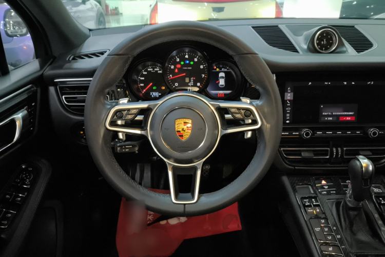 Used Porsche Macan 2021 Macan 2.0T
