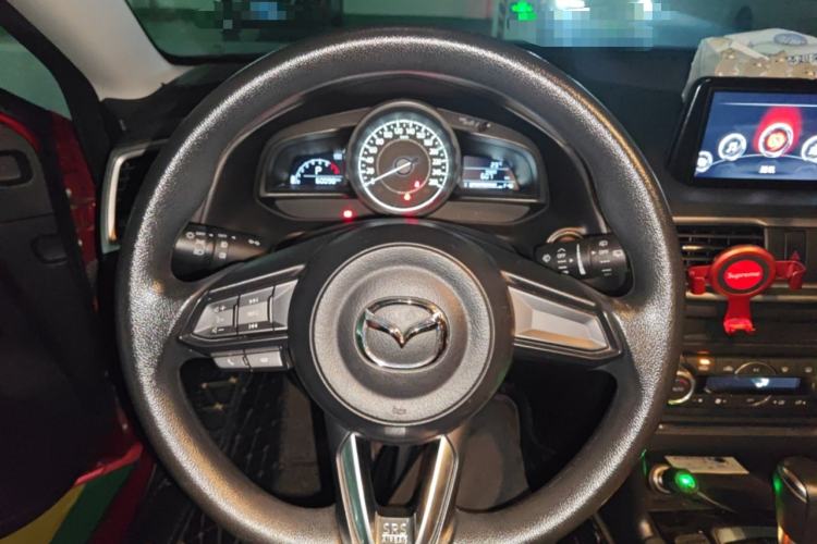 Used Mazda 3 Axela 2017 Hatchback 1.5L Automatic Luxury Model Emission Standard China V