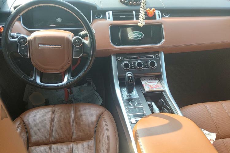 Used Land Rover Range Sport 2014 3.0 SC V6 HSE DYNAMIC Center Console