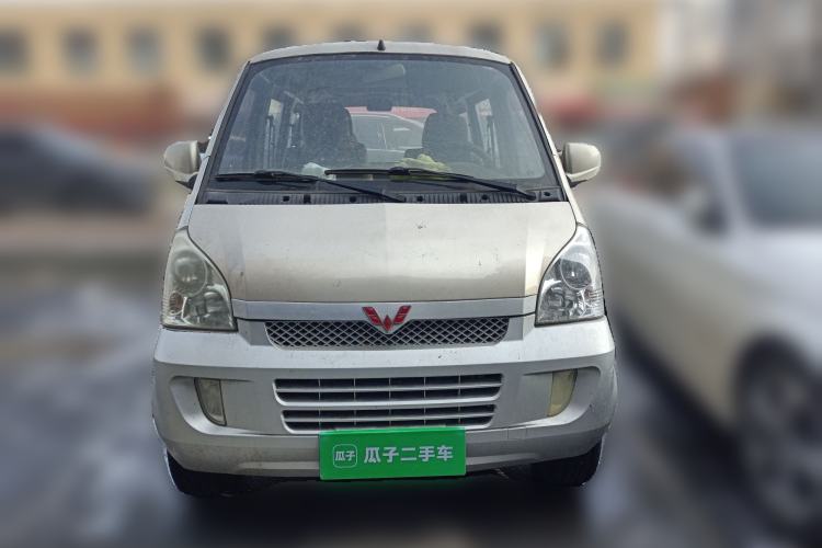 Used Wuling Rongguang 2011 1.2L Base Version