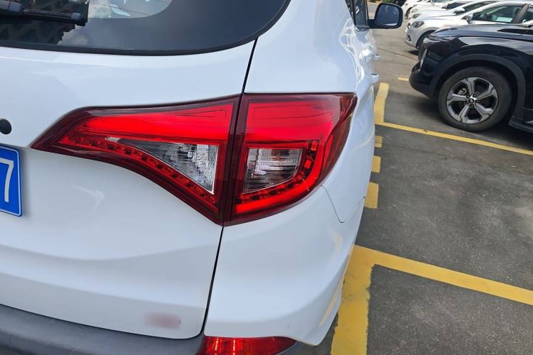 Used BYD Song 2018 1.5TID Automatic Smart Connect Prestige Model

