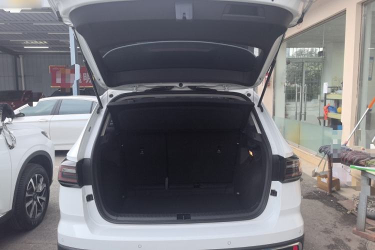 Used Volkswagen Tharu 2024 300TSI Two-Wheel-Drive Full Moon Edition