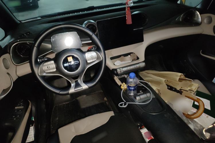 Used BYD Dolphin 2023 420 km Fashion Edition Center Console