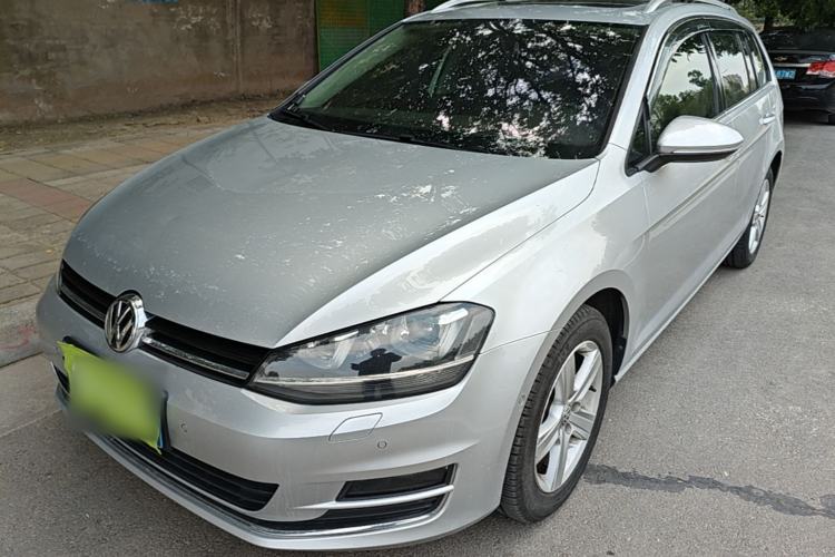 Used Volkswagen Golf 2014 1.4TSI Luxury Travel Edition Guazi used car, China used car export, Used car for sale, Used cars, Cheapest cars for sale