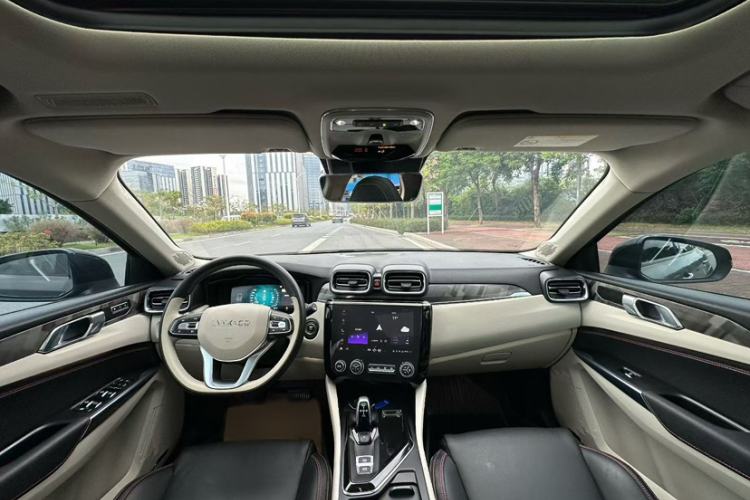 Used Lynk & Co 02 2018 1.5T DCT Two-Wheel Drive Zhaopu Version China V Standard
