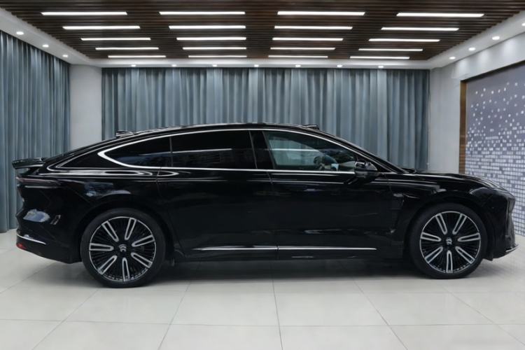 Used Nio ET9 2025 100 kWh