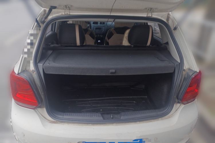 Used Volkswagen Polo 2013 1.4L Manual Fashion Edition