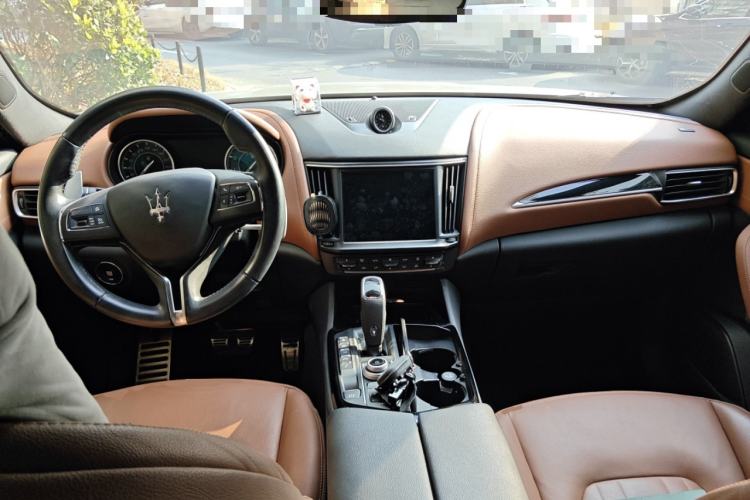 Used Maserati Levante 2022 2.0T GT Sharp Edition
