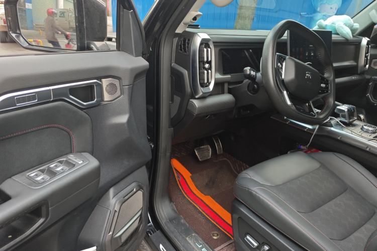 Used JETOUR Traveler 2023 2.0T Four-Wheel Drive Conqueror Interior 3