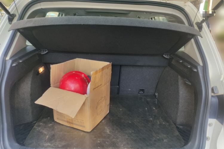 Used Volkswagen Tiguan L 2017 300TSI Automatic Two-Wheel Drive Silk Road Comfort Edition