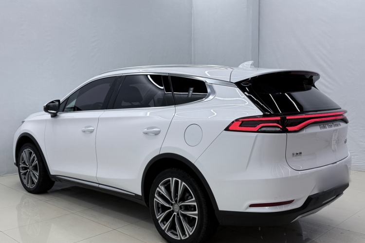 Used BYD Tang 2018 2.0T Automatic Smart Connect Prestige 7-Seater China V Standard