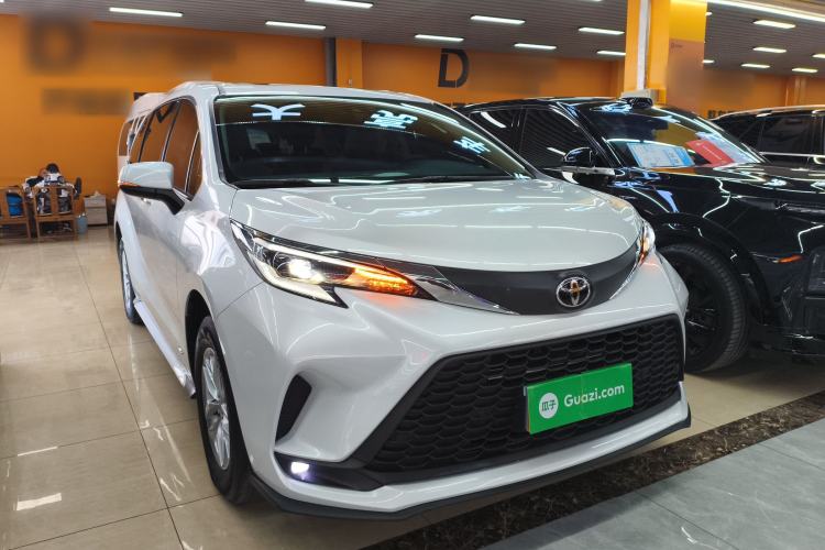 Used Toyota Granvia 2024 2.5L Hybrid Comfort Edition