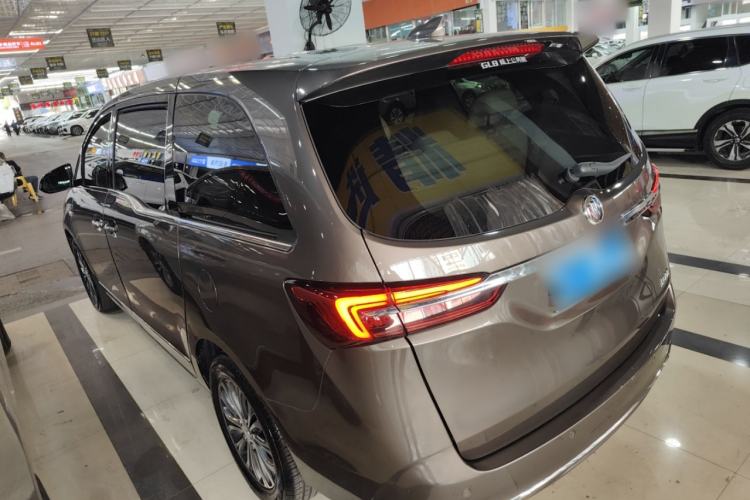 Used Buick GL8 2021 Land Cruiser Executive Class 652T Luxury Model