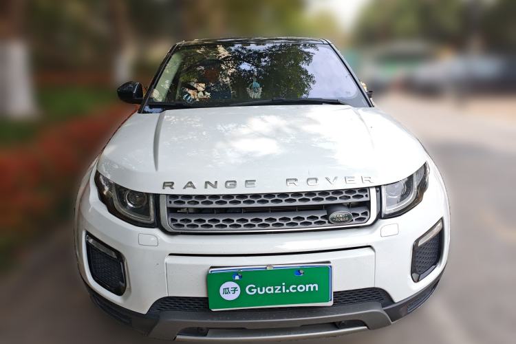 Used Land Rover Range Rover Evoque 2018 240 PS SE Smart Brilliance Edition
