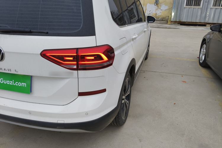 Used Volkswagen Touran 2021 Tiguan L 280TSI DSG Boundary Edition 6-Seater