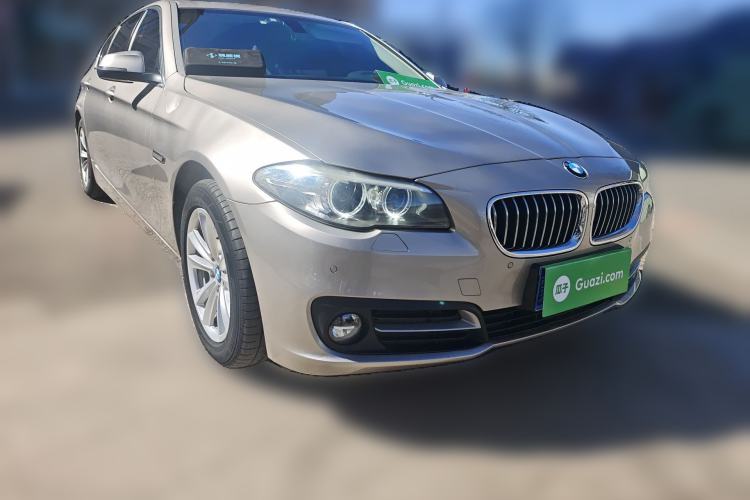 Used BMW 5 Series 2014 520Li Elegant Model
