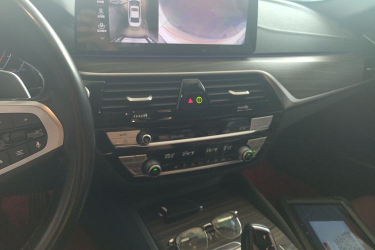 Used BMW 5 Series 2022 Restyled 530Li Leading Edition M Sport Package
