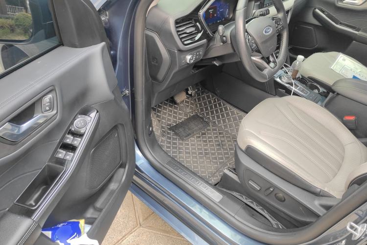 Used Ford Escape 2020 EcoBoost 245 Two-Wheel Drive Smart & Enjoyment Model