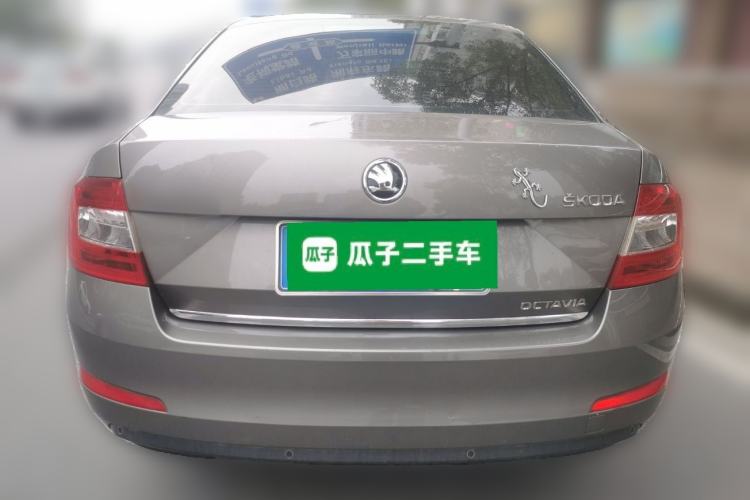 Used Skoda Octavia 2015 1.6L Automatic Yijie Edition
