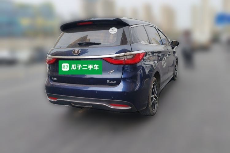 Used BYD Song MAX 2018 1.5T Automatic Smart Connect Elite Model with 6 Seats
