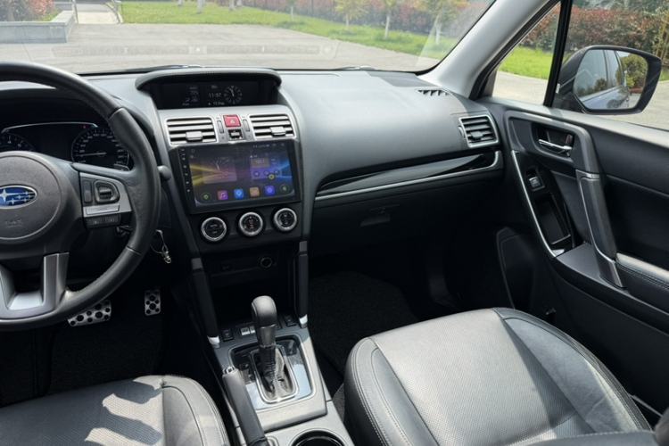 Used Subaru Forester 2018 2.0i Fashion Navigation Edition Audio And AC Panel