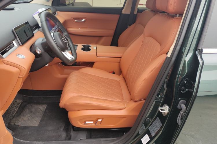 Used Landian E5 PLUS 2025 165 km Long-Range Travel & Comfort Edition 7 Seats
