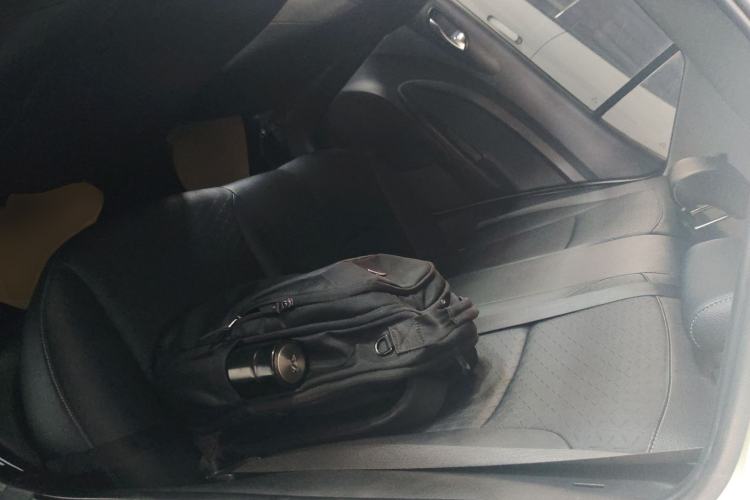 Used Kia kx1 Stonic 2019 1.4L Automatic Fun Edition China V Standard Left Rear Seat