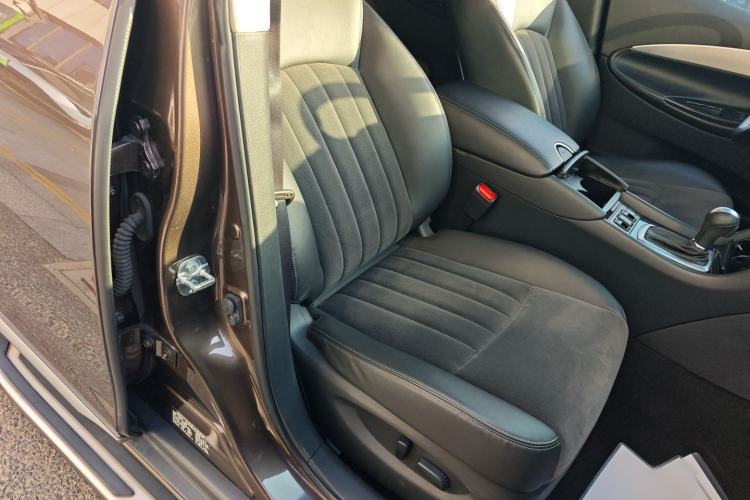 Used Infiniti QX50 2015 2.5L Comfort Edition
