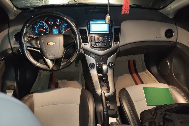 Used Chevrolet Cruze 2013 1.8L SE AT
