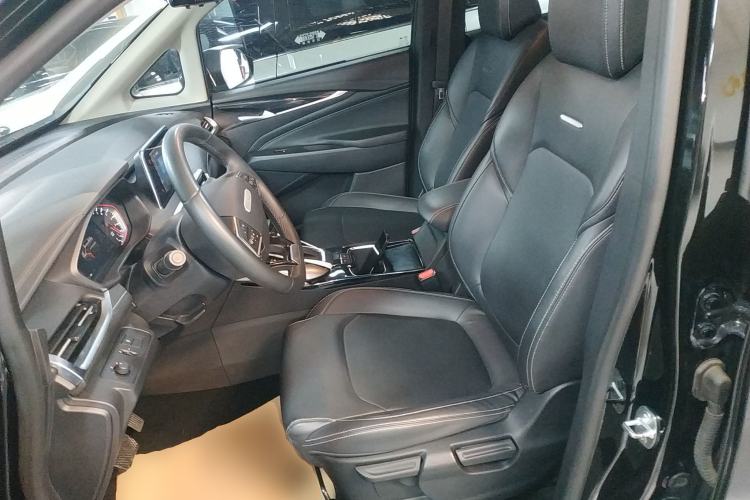 Used SAIC MAXUS G50 2022 1.5T Automatic Comfort Touring B
