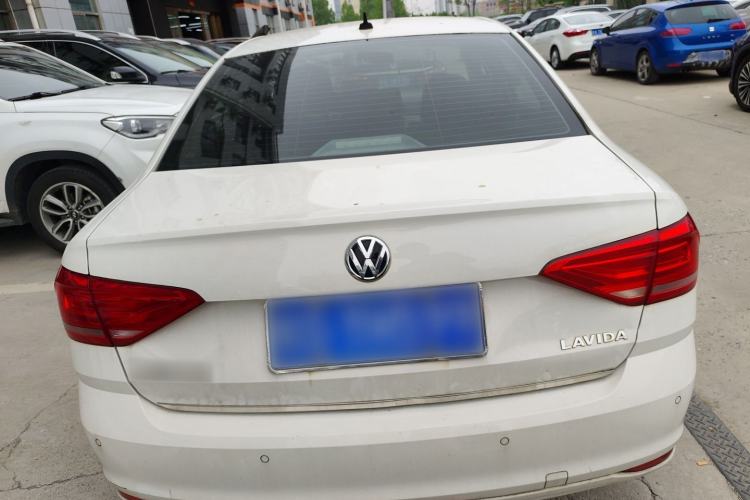 Used Volkswagen Lavida 2015 1.6L Automatic Fashion Edition Rear