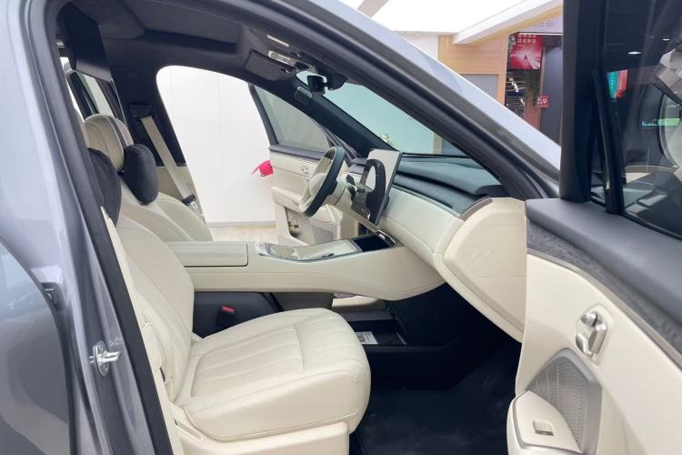 Used ONVO Luxeed L90 2025 Model—Max Six-Seater Version