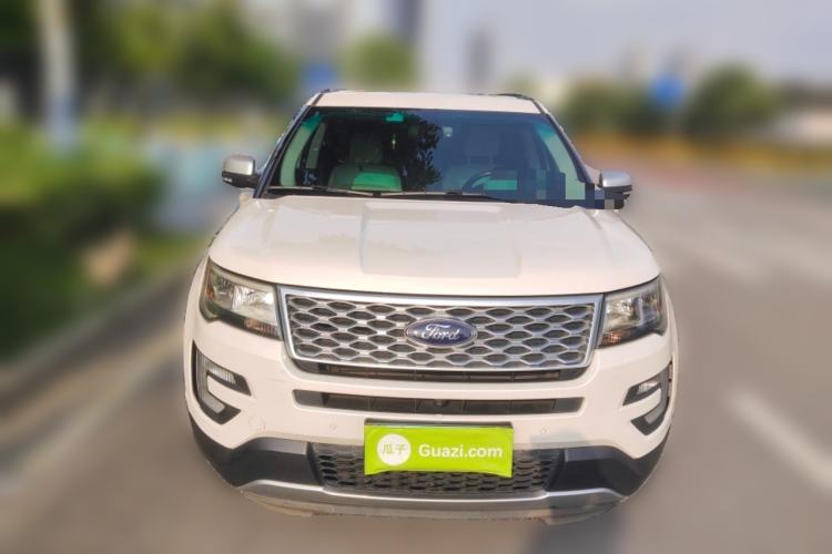 Used Ford Explorer 2017 3.5T Platinum Edition
