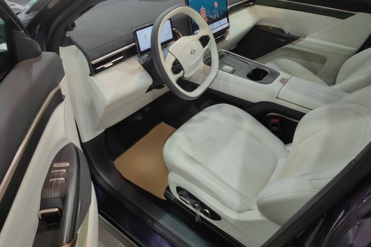 Used Dongfeng eπ eπ008 2024 636Max All-Electric Version 6 Seats