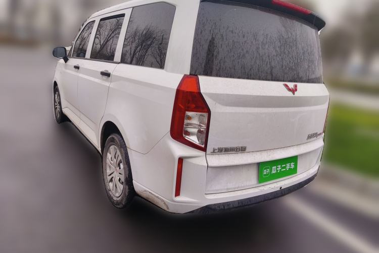 Used Wuling Hongguang PLUS 2021 Commercial Version 1.5T Manual Standard Edition 7-Seater
