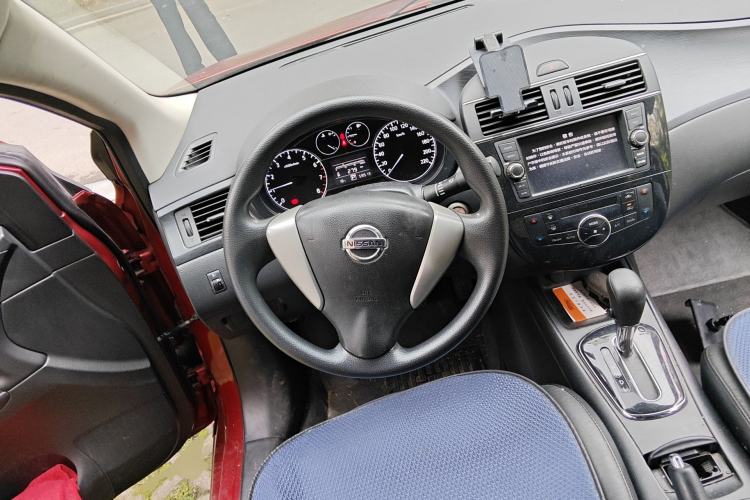 Used Nissan Tiida 2011 1.6L CVT Smart Version Steering Wheel