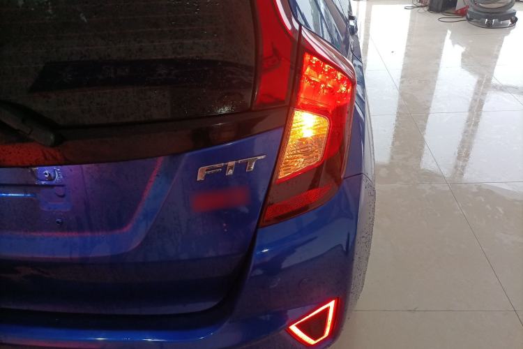 Used Honda Fit 2016 1.5L LXS CVT Comfort Sunroof Version Right Rear Taillight