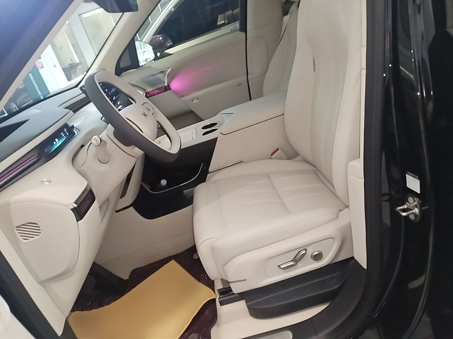 XPeng GX 2026 Model Range-Extended 1585 All-Wheel-Drive UltraSE — снимка 17