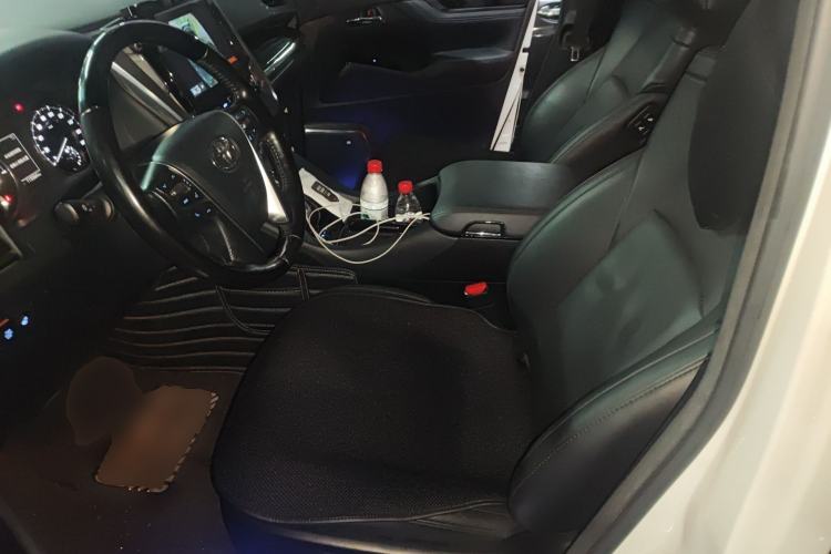 Used Toyota Vellfire 2020 Dual-Engine 2.5L HV Luxury Edition
