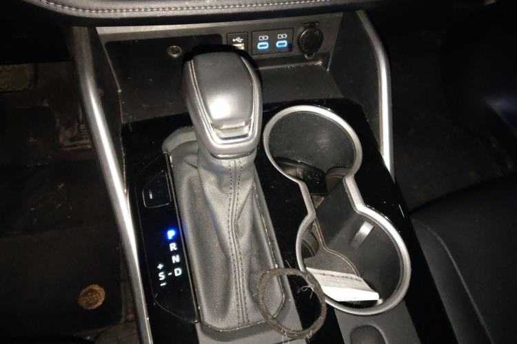 Used Toyota Highlander 2022 Dual-Engine 2.5L Four-Wheel Drive Prestige Version 7 Seats
