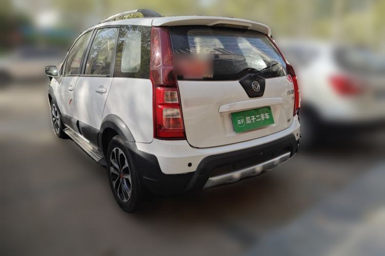 Used FORTHING Joyear X5 2013 1.6L Manual Luxury Model China IV Standard
