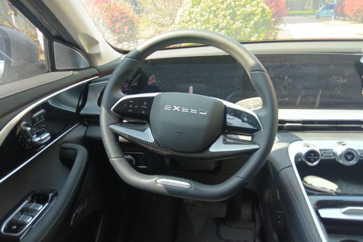 Used EXEED Lingyun 2024 300T Two-Wheel Drive Starlight Edition
