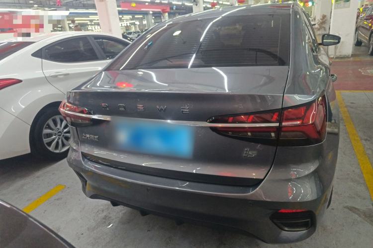 Used Roewe i5 2021 1.5L Manual Platinum Edition
